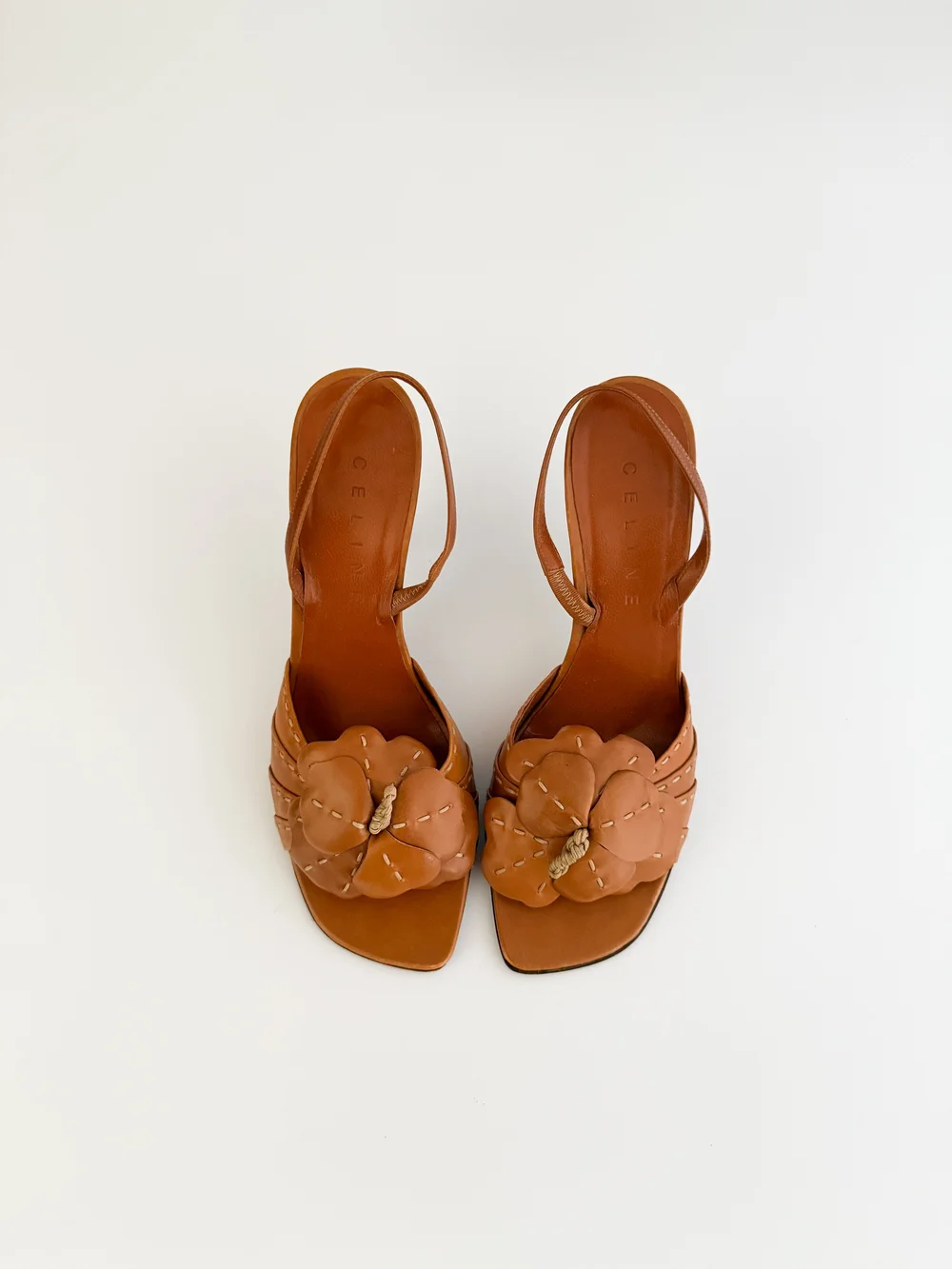 CELINE ブラウン フラワーサンダル Celine Vintage Brown Flower Stitched Sandal Heels (US 8.5